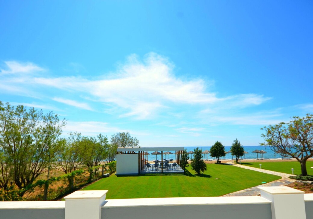 DoryssaDoryssa Coast's seafront luxury apartments in Samos view onto the beach